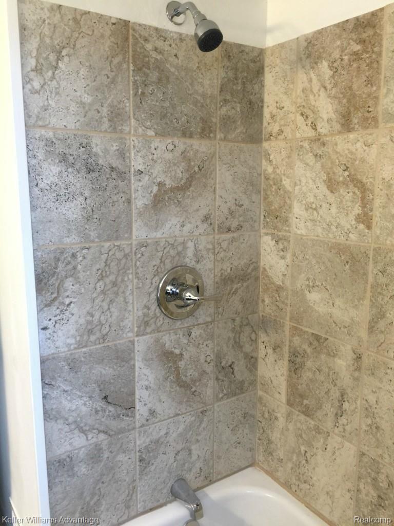 14433 Salem Road Redford, MI 48239 - Photo 10 of 33 2015-02-11 10.01