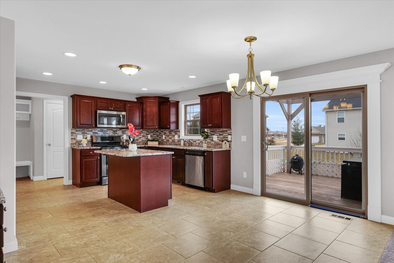 1623 Hunters Ridge Court Mahomet, IL 61853 - Photo 11 of 44 Gallery Image 11
