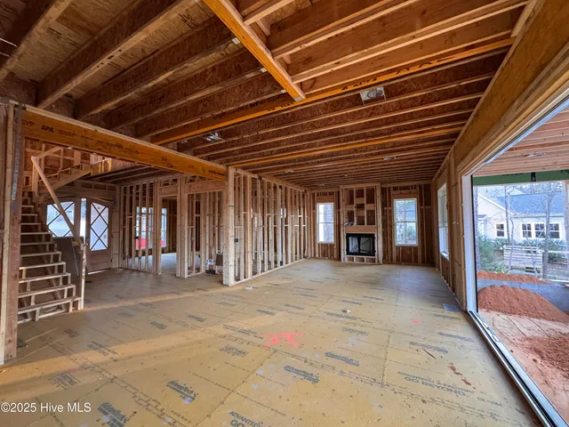 $975,000 | 7 Goldenrod Drive, Whispering Pines, NC 28327