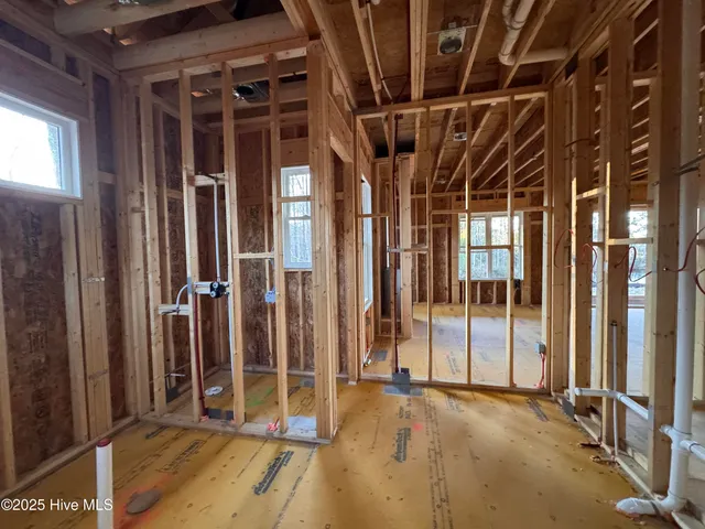 $975,000 | 7 Goldenrod Drive, Whispering Pines, NC 28327