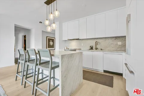 $1,295,000 | 999 North Doheny Drive, Unit 312, West Hollywood, CA 90069