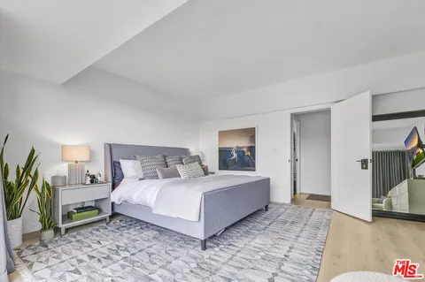 $1,295,000 | 999 North Doheny Drive, Unit 312, West Hollywood, CA 90069