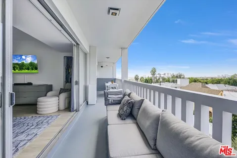 $1,295,000 | 999 North Doheny Drive, Unit 312, West Hollywood, CA 90069