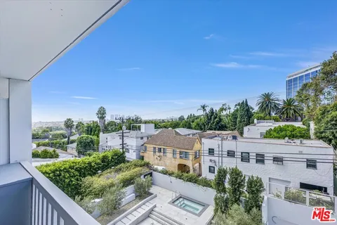 $1,295,000 | 999 North Doheny Drive, Unit 312, West Hollywood, CA 90069