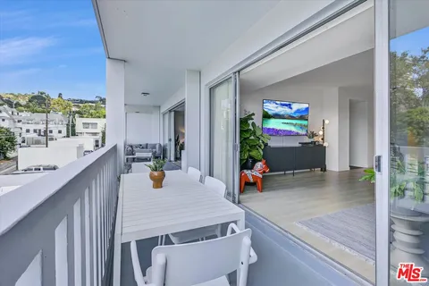 $1,295,000 | 999 North Doheny Drive, Unit 312, West Hollywood, CA 90069