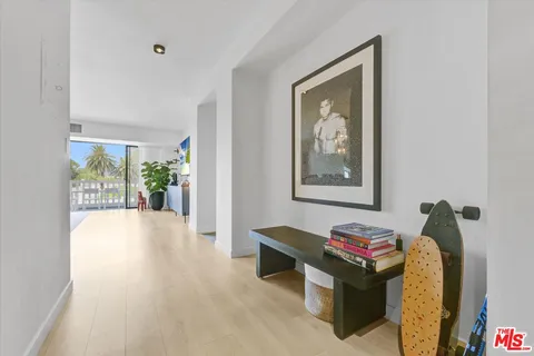 $1,295,000 | 999 North Doheny Drive, Unit 312, West Hollywood, CA 90069