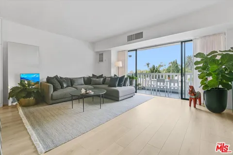 $1,295,000 | 999 North Doheny Drive, Unit 312, West Hollywood, CA 90069