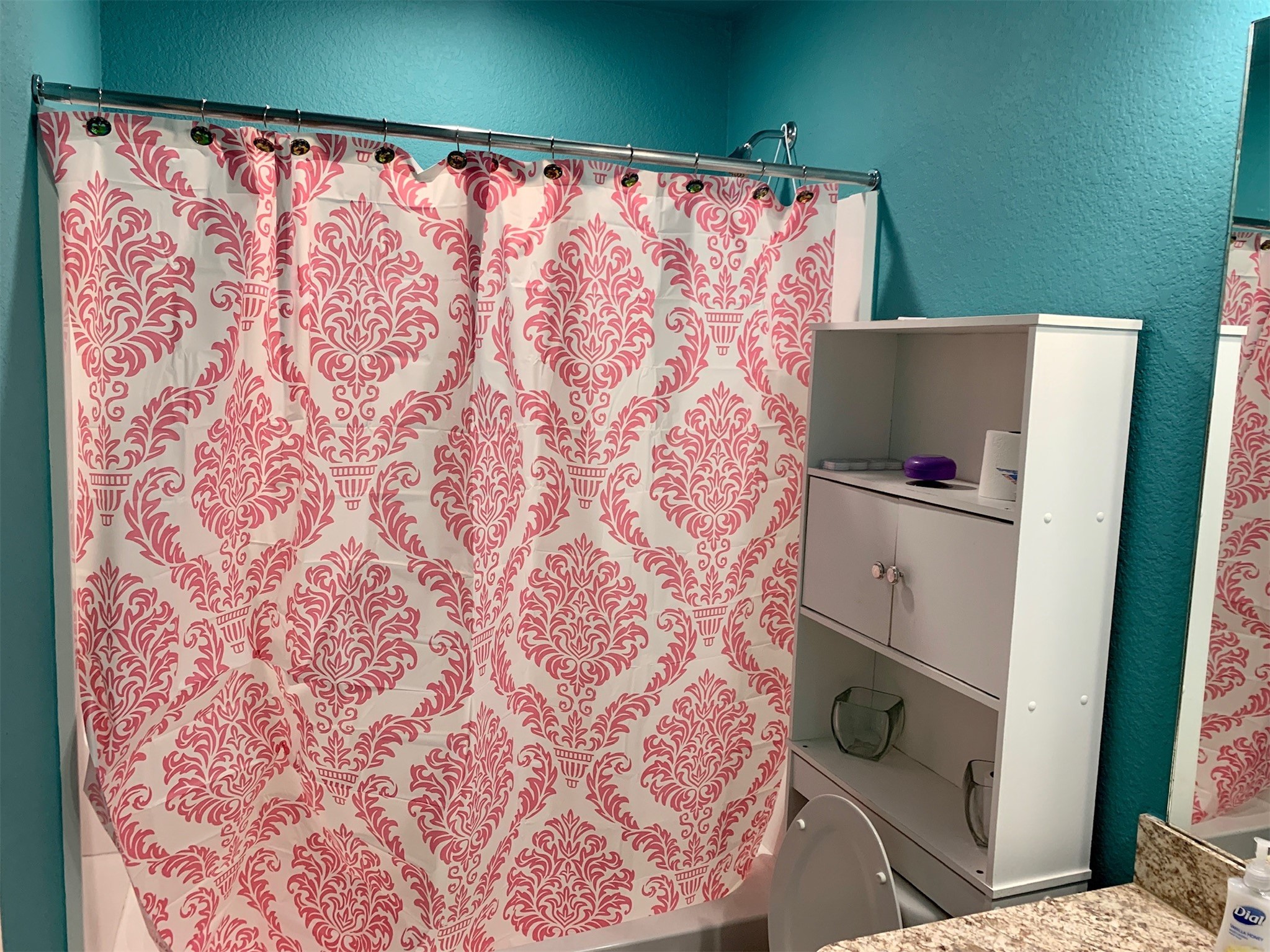 1345 Lariat Rdg Trail Houston, TX 77049 - Photo 14 of 25 a bathroom with a sink and a mirror