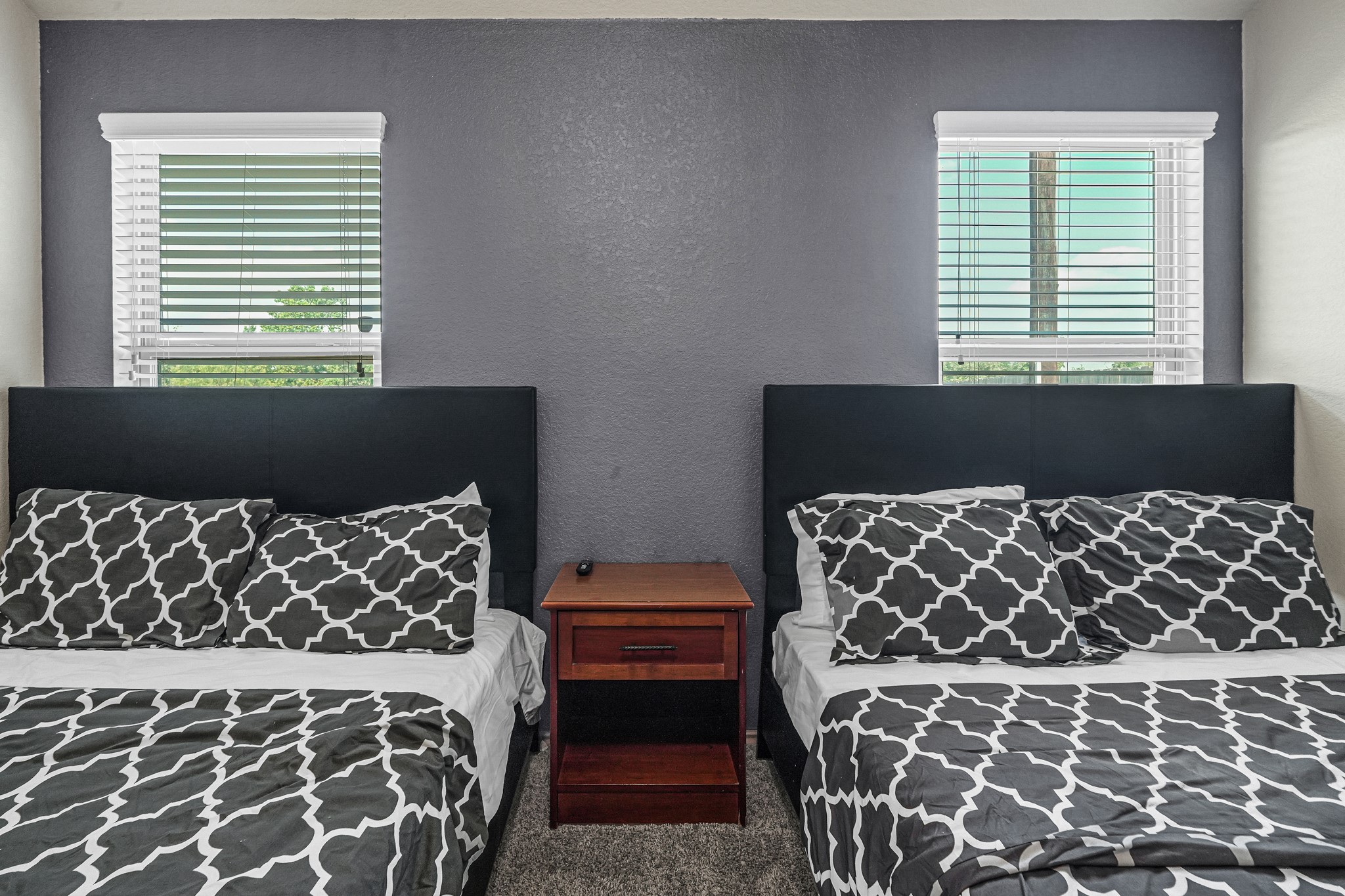 1345 Lariat Rdg Trail Houston, TX 77049 - Photo 22 of 25 a bedroom with a bed and a window