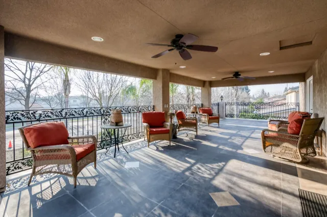 $1,350,000 | 5733 West Babcock Avenue, Visalia, CA 93291