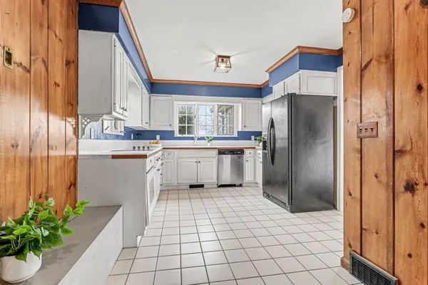 $349,900 | 8599 East N Avenue, Kalamazoo, MI 49048