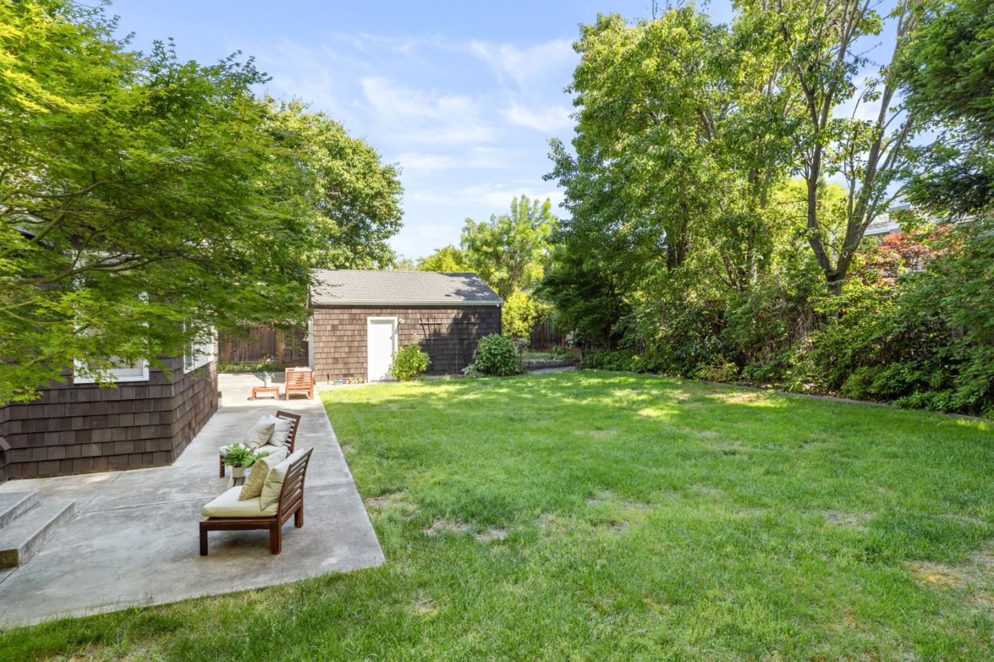 120 Gloria Circle Menlo Park, CA 94025 - Photo 55 of 83