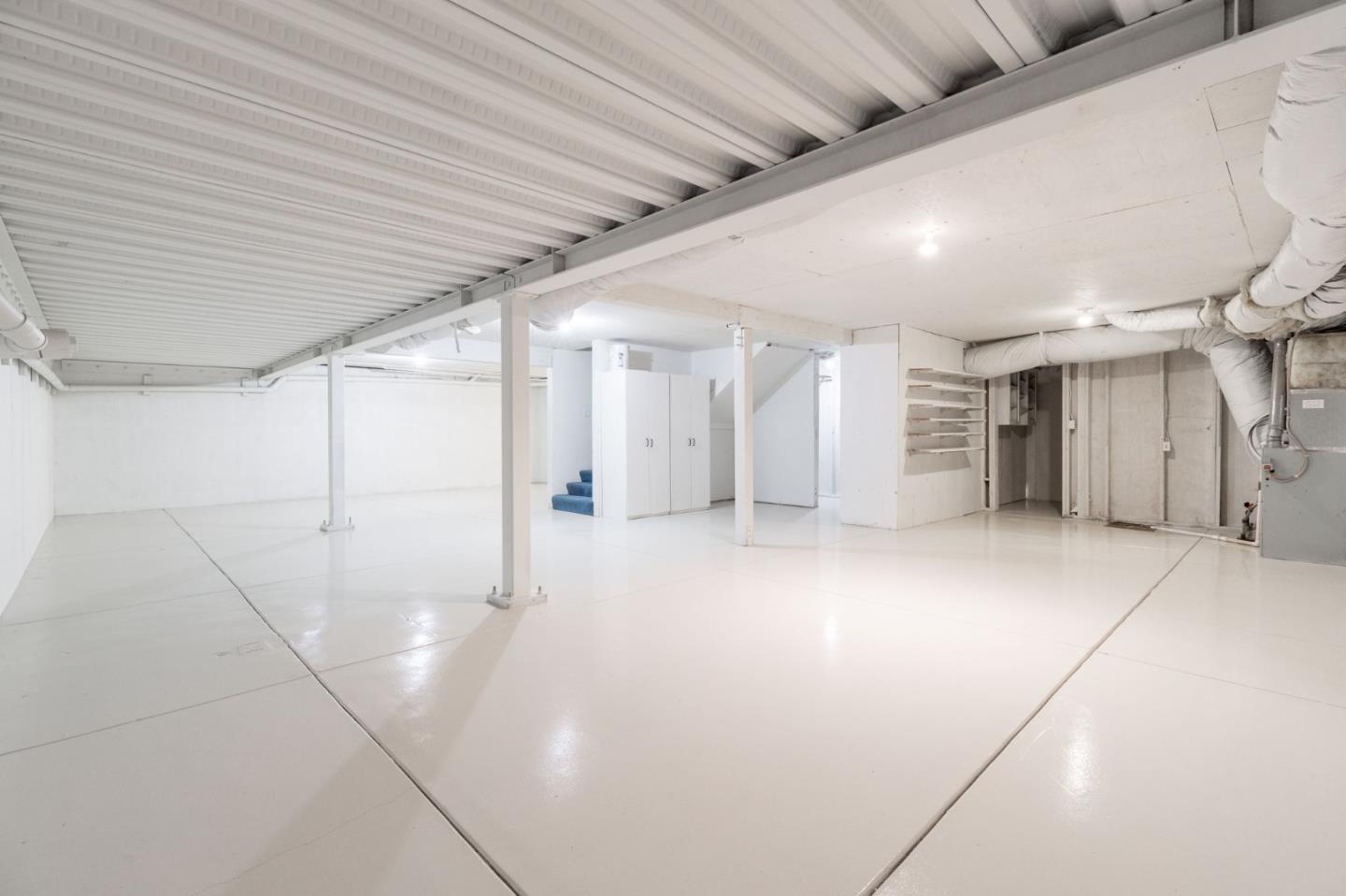 120 Gloria Circle Menlo Park, CA 94025 - Photo 57 of 83 a view of a livingroom with a ceiling fan