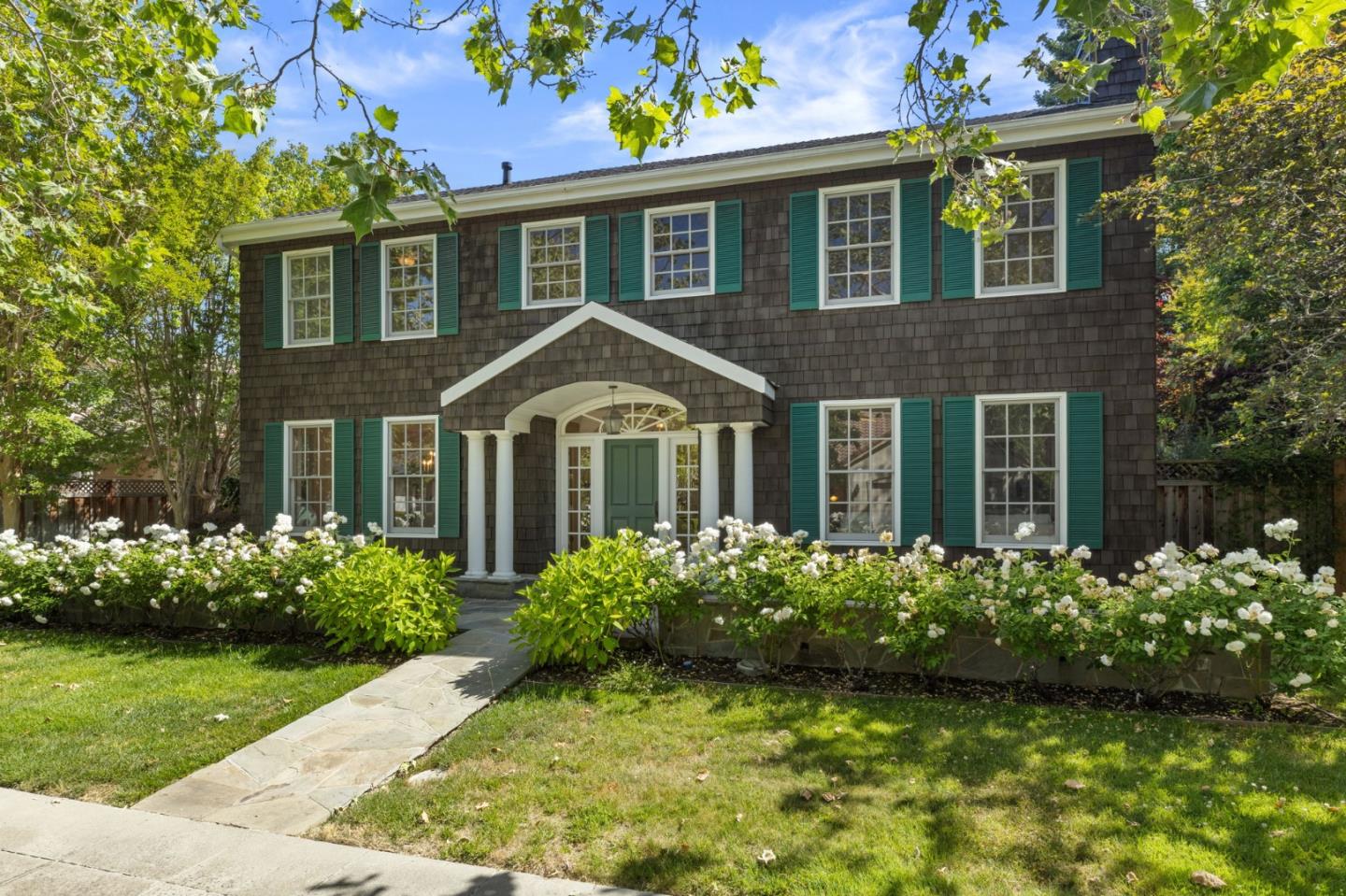 120 Gloria Circle Menlo Park, CA 94025 - Photo 6 of 83 front view of a house with a yard