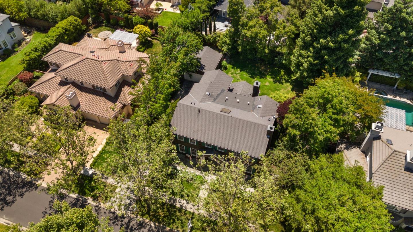 120 Gloria Circle Menlo Park, CA 94025 - Photo 66 of 83 an aerial view of a house with a yard and garden