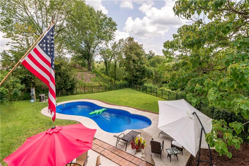209 Wray Large Road Clairton, PA 15025 - Photo 8 of 24 Gallery Image 8