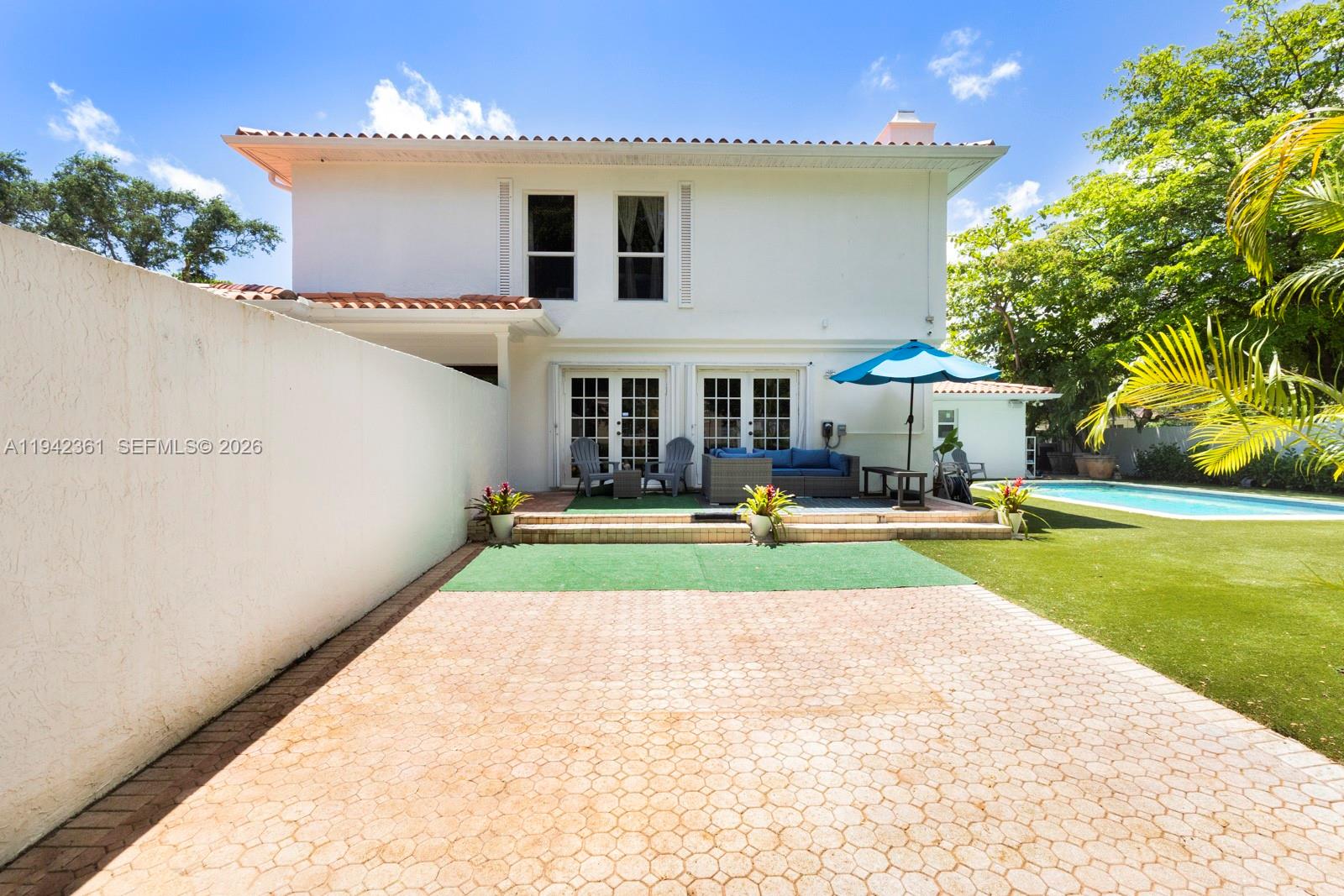 360 Southwest 28th Road Miami, FL 33129 - Photo 32 of 41