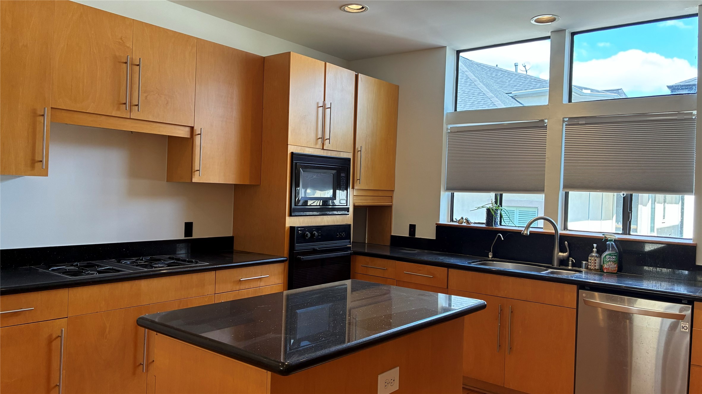 6320 Haskell Street, Unit A Houston, TX 77007 - Photo 15 of 49