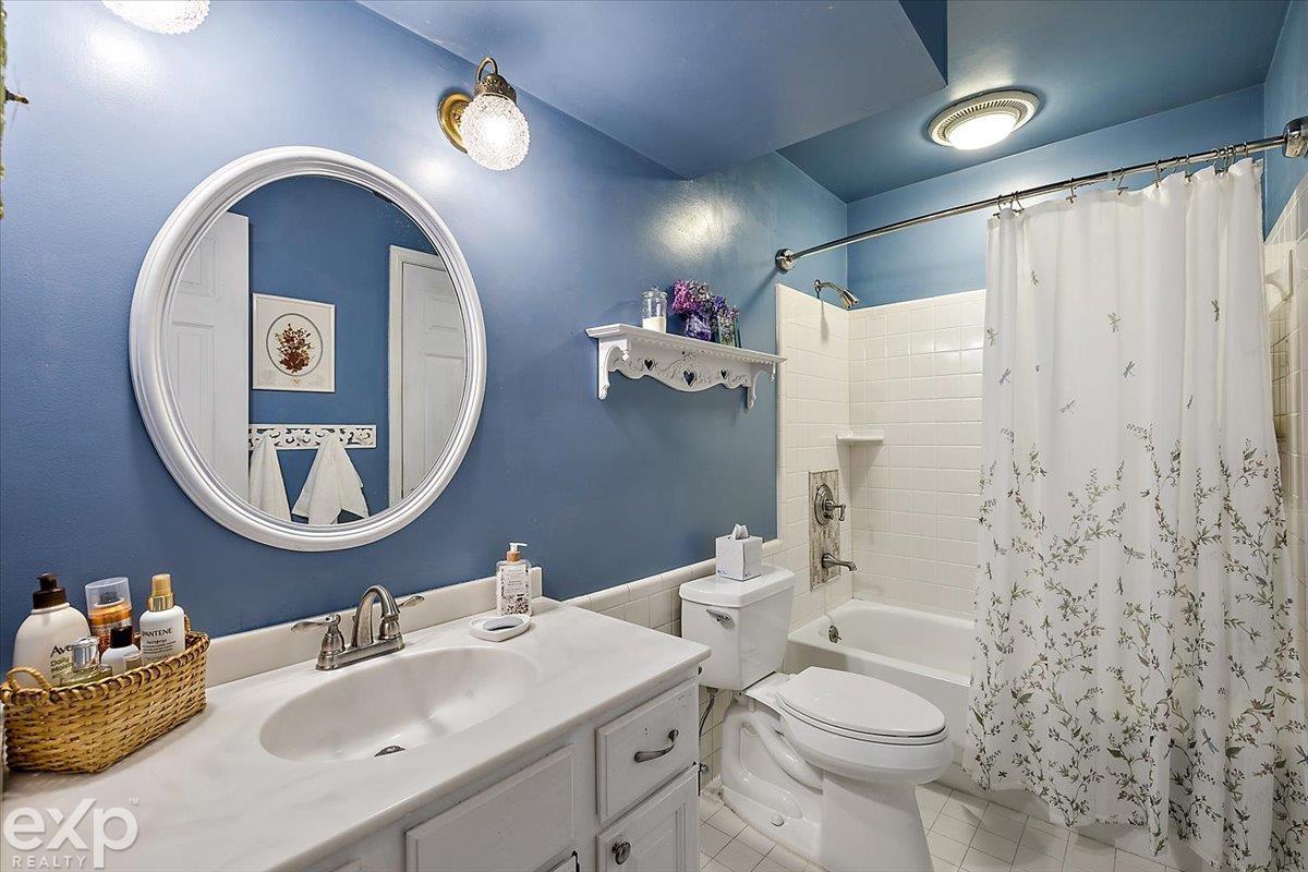 41881 Park Ridge Road Novi, MI 48375 - Photo 31 of 48