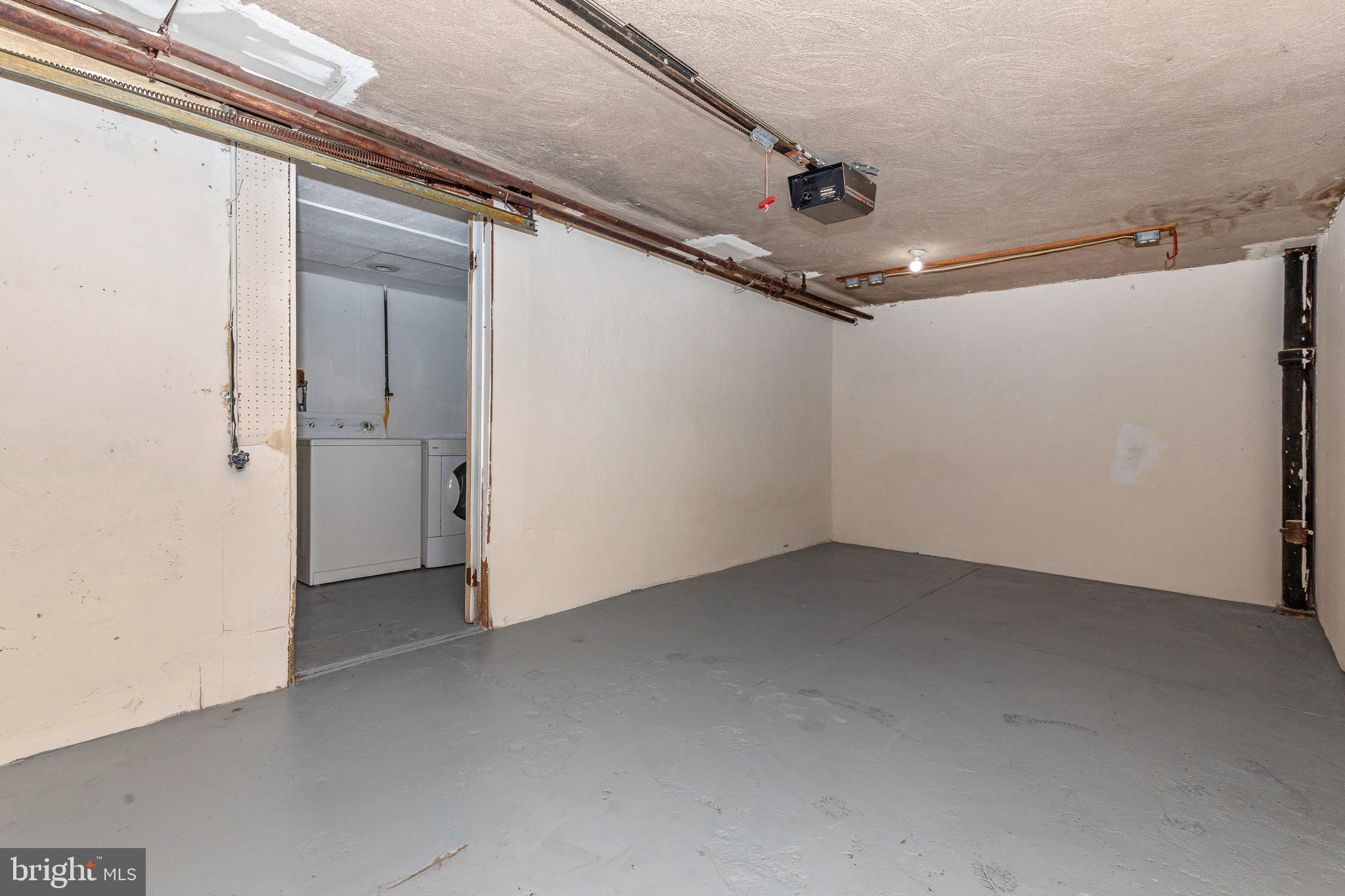 305 Wiltshire Road Upper Darby, PA 19082 - Photo 32 of 43 Gallery Image 32