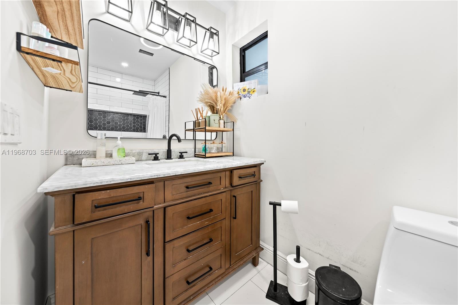 7835 West 16th Court Hialeah, FL 33014 - Photo 15 of 33