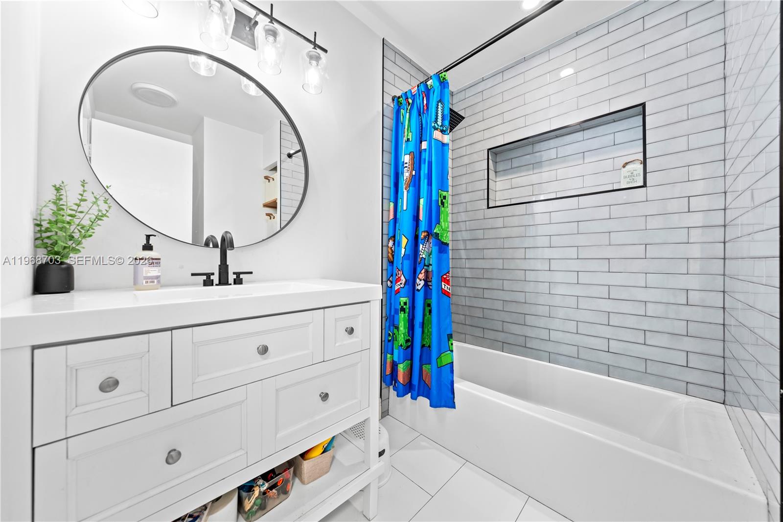 7835 West 16th Court Hialeah, FL 33014 - Photo 19 of 33