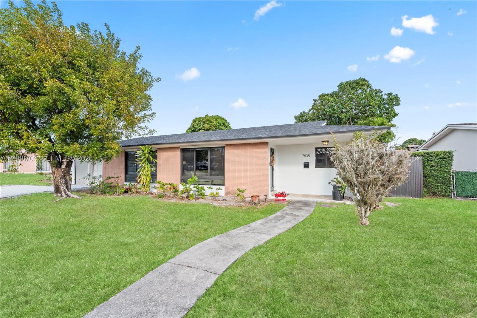 7835 West 16th Court Hialeah, FL 33014 - Photo 2 of 33