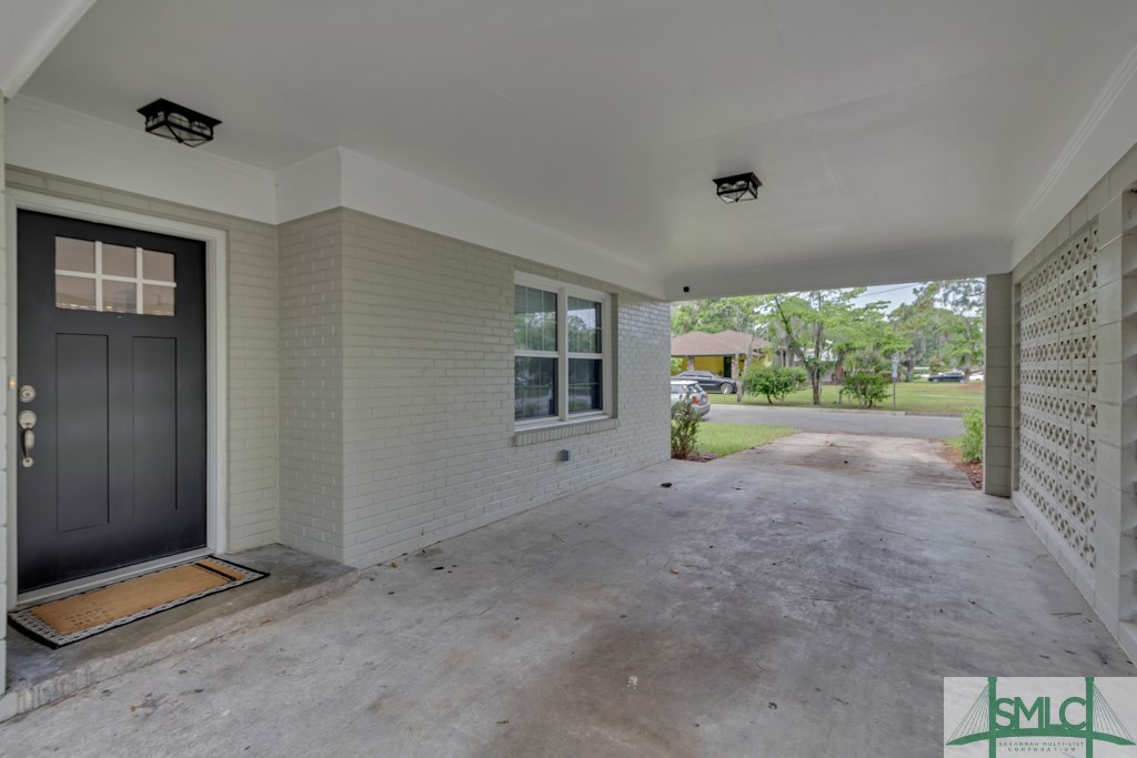 2375 Pinetree Road Savannah, GA 31404 - Photo 2 of 22