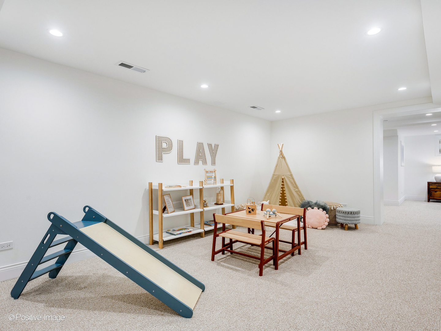 180 Dewindt Road Winnetka, IL 60093 - Photo 36 of 44