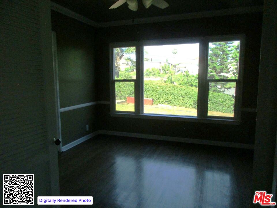5108 Valley Ridge Avenue View Park, CA 90043 - Photo 10 of 33 a view of room with window