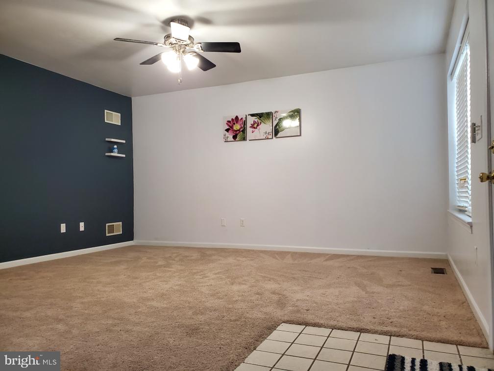 121 Foxglove Meadows Lititz, PA 17543 - Photo 3 of 14 Living Room