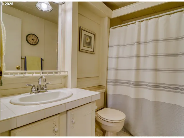 $199,995 | 51587 Oak Grove Drive, Scappoose, OR 97056