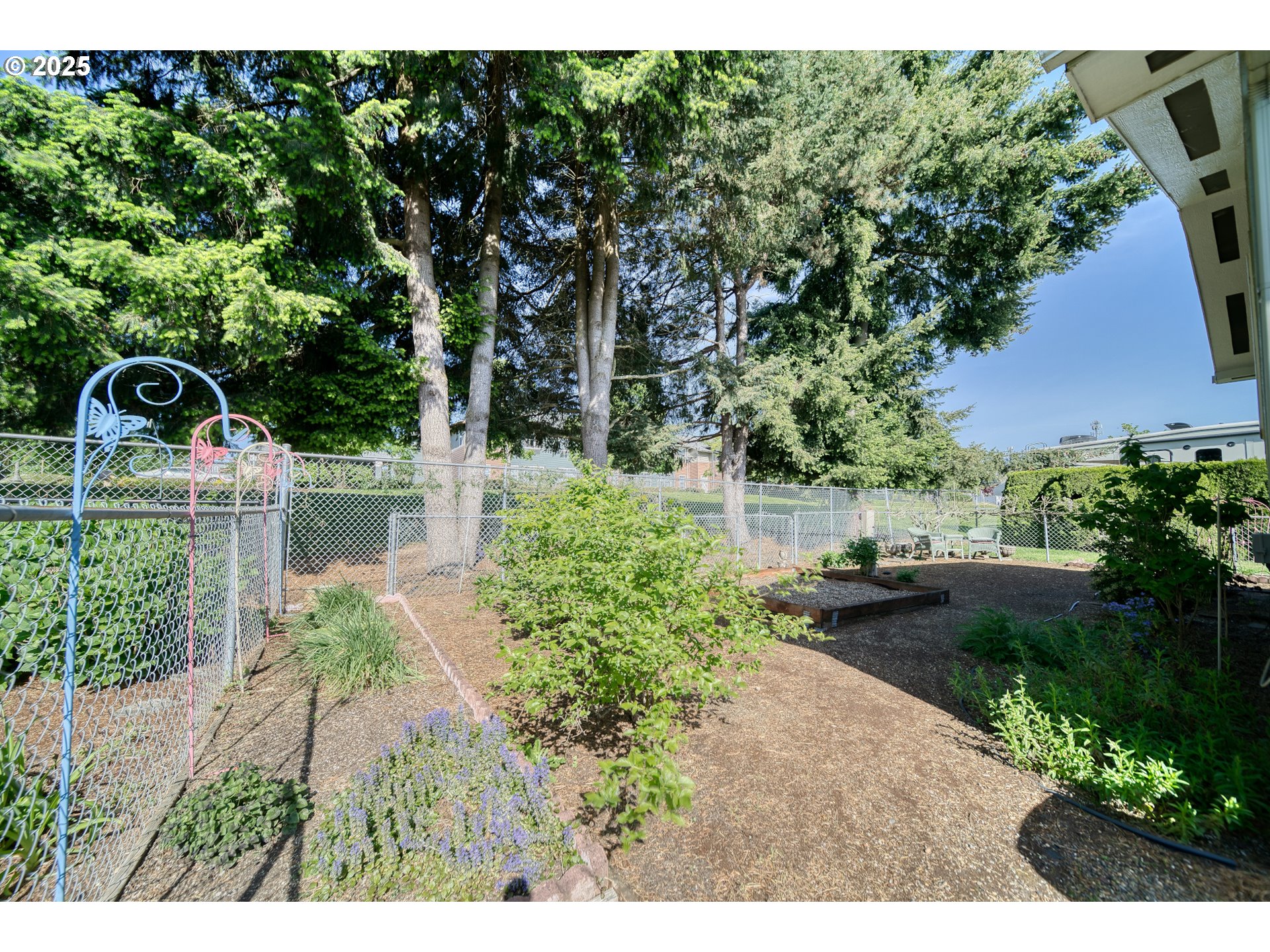 51587 Oak Grove Drive Scappoose, OR 97056 - Photo 21 of 28 Yard