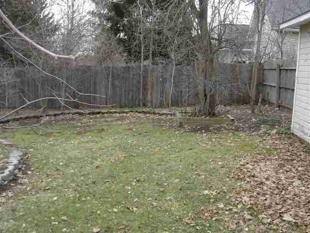 179 South Bailey Street Romeo, MI 48065 - Photo 2 of 10 31053866-1.JPG