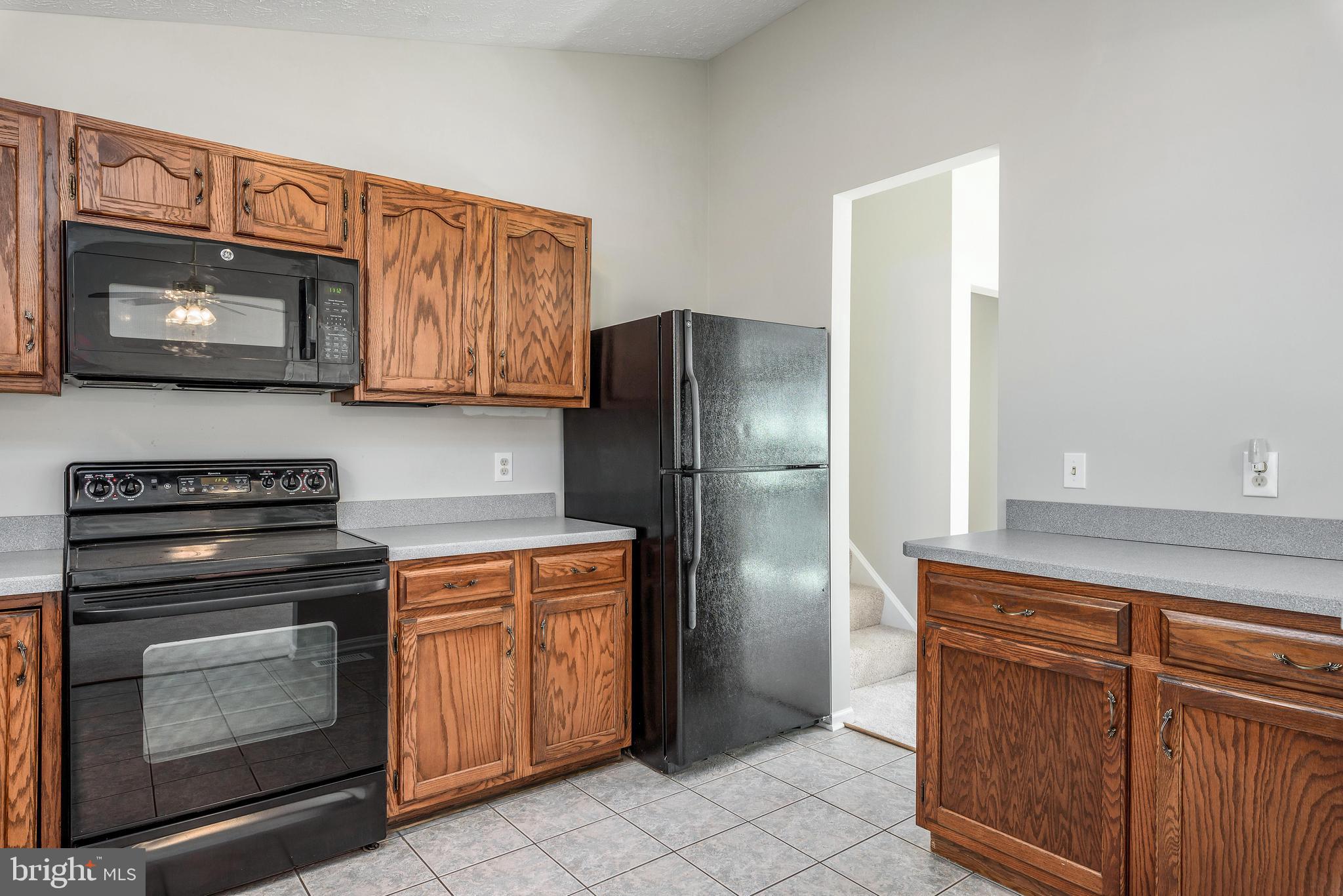 109 Rector Street Sterling, VA 20164 - Photo 11 of 34 Gallery Image 11