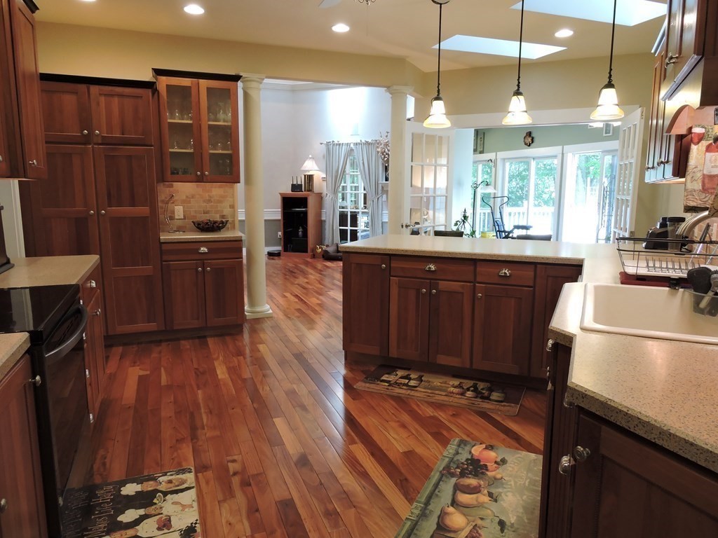 4 Wamsutta Ridge Road Charlton, MA 01507 - Photo 8 of 31 Gallery Image 8