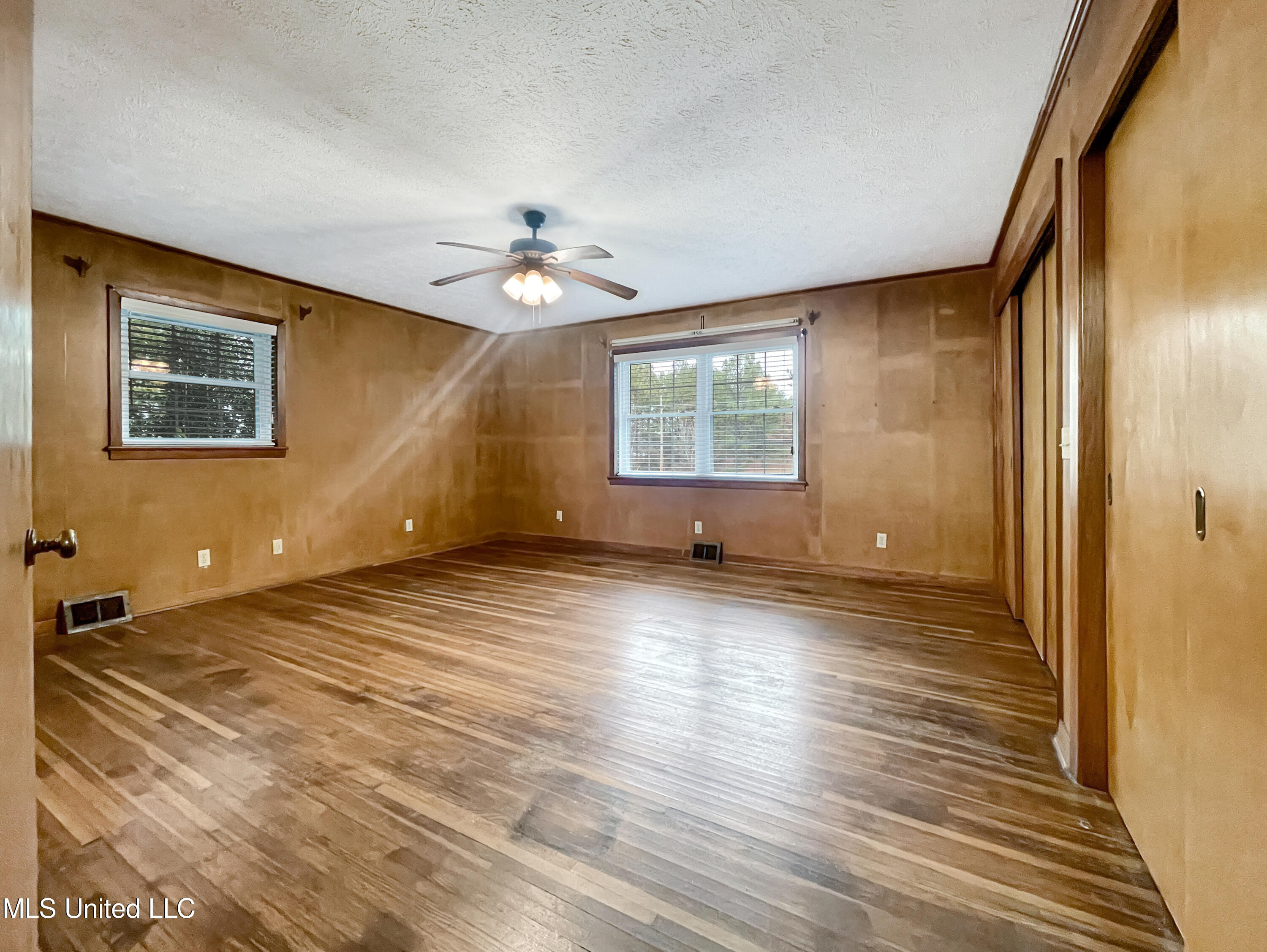 1020 Goodwater Road Northwest Magee, MS 39111 - Photo 11 of 37 016dd1f5dca198f44626a258a294f2ace327d0d2