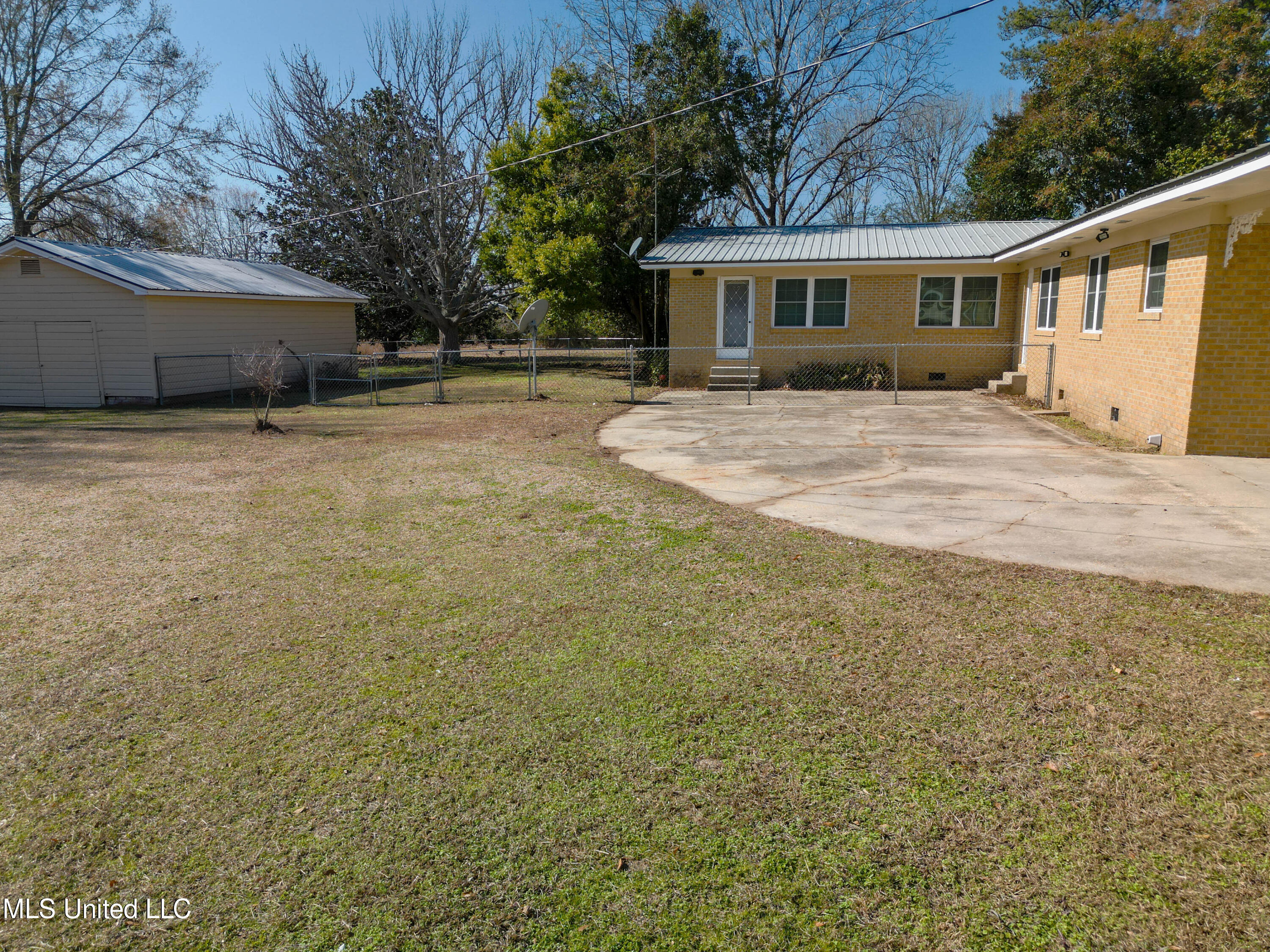1020 Goodwater Road Northwest Magee, MS 39111 - Photo 24 of 37 1020 Goodwater Rd Magee-5