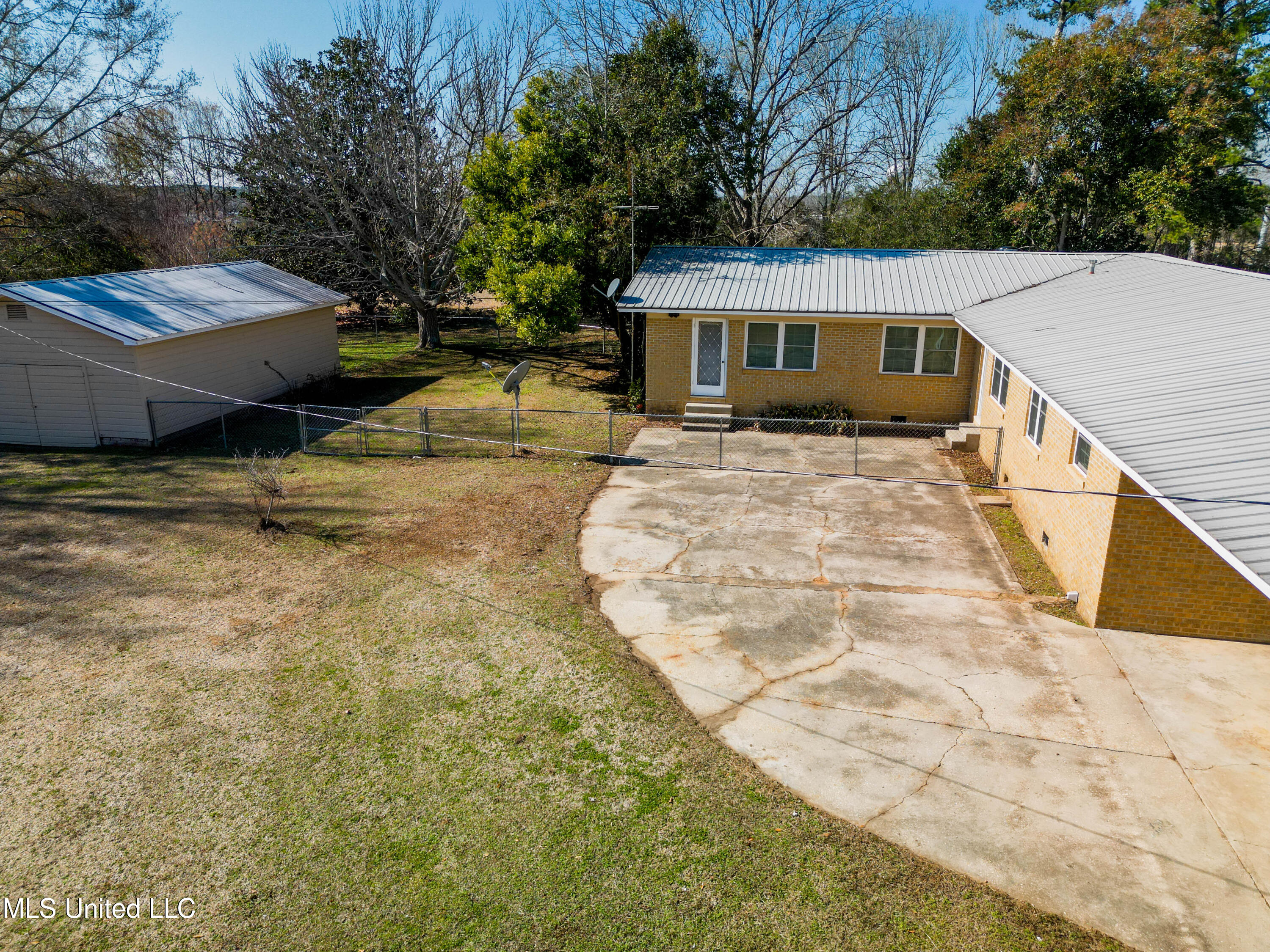 1020 Goodwater Road Northwest Magee, MS 39111 - Photo 25 of 37 1020 Goodwater Rd Magee-6
