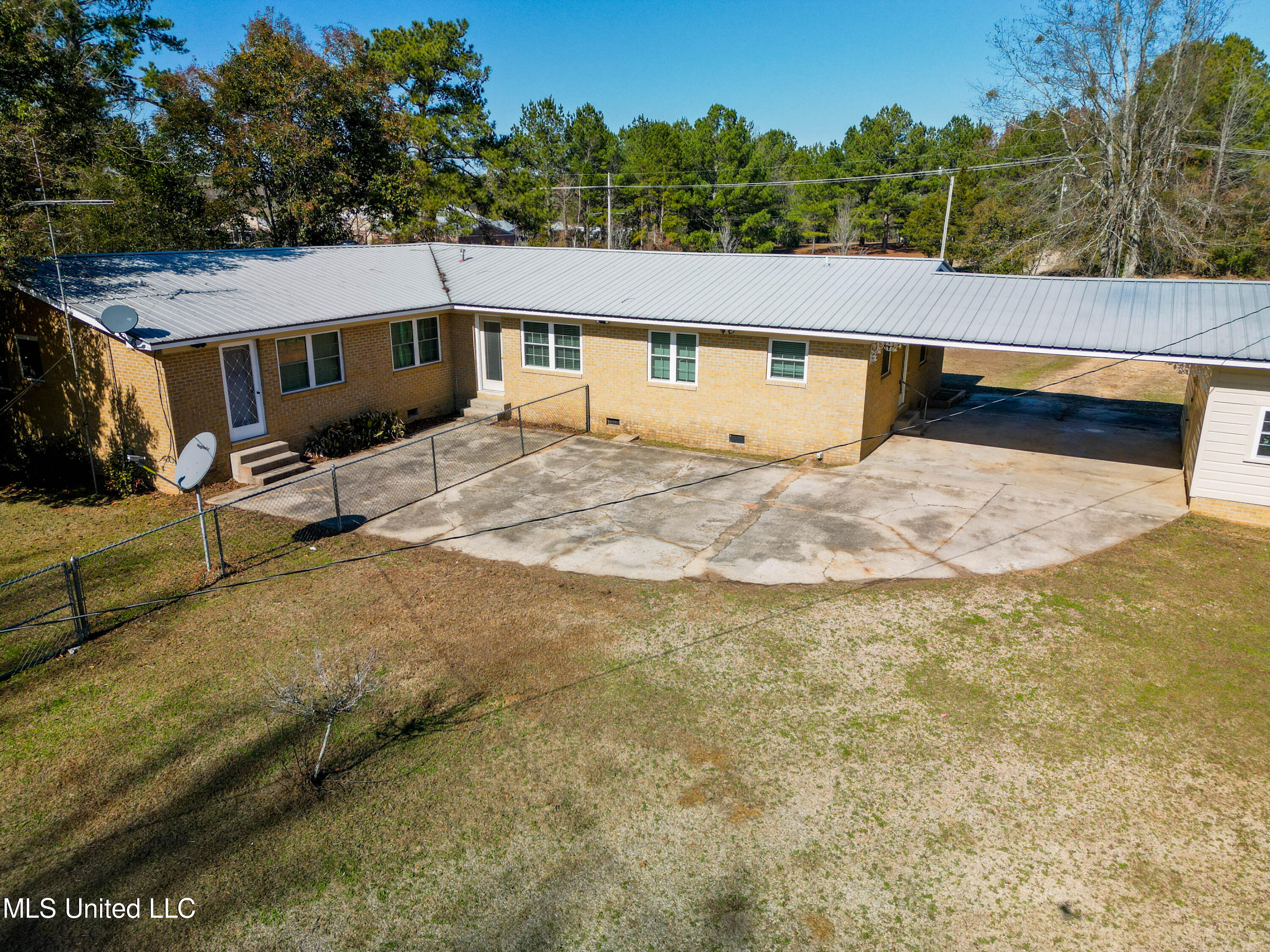 1020 Goodwater Road Northwest Magee, MS 39111 - Photo 26 of 37 1020 Goodwater Rd Magee-7