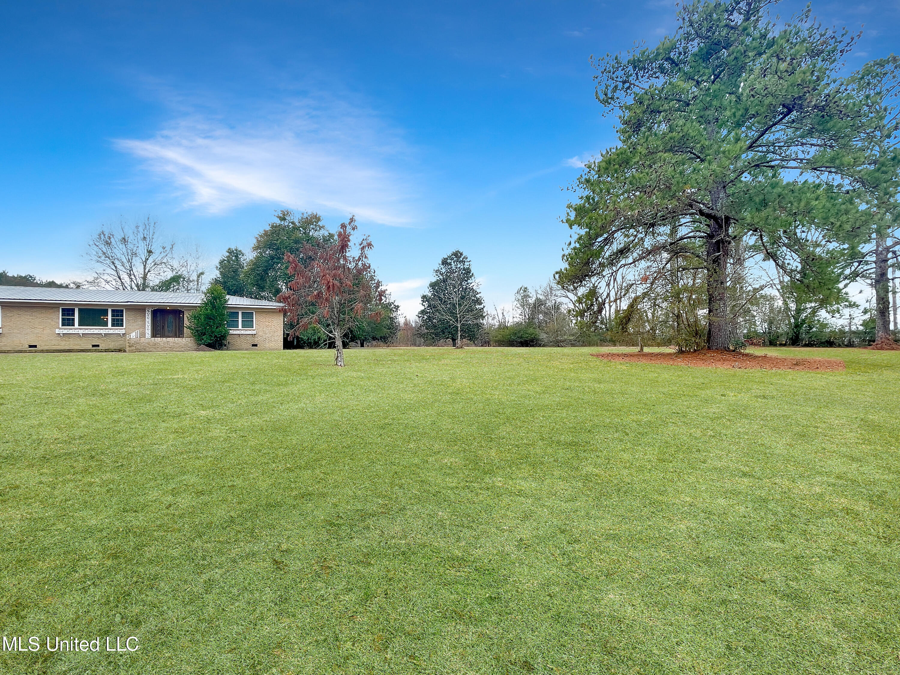 1020 Goodwater Road Northwest Magee, MS 39111 - Photo 3 of 37 3fef633a9b38786d5f03723440aa67c5612c283c
