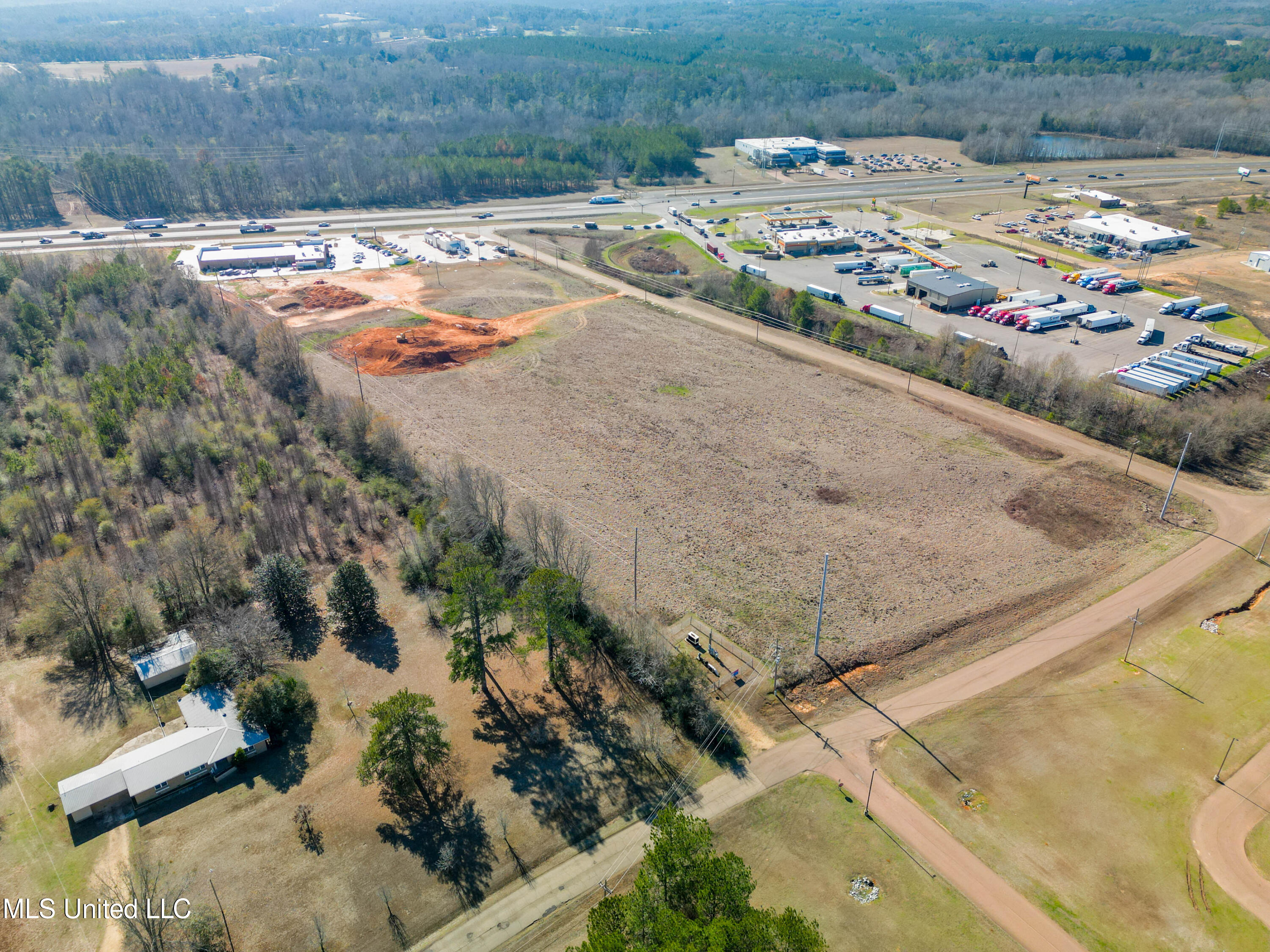 1020 Goodwater Road Northwest Magee, MS 39111 - Photo 36 of 37 1020 Goodwater Rd Magee-16