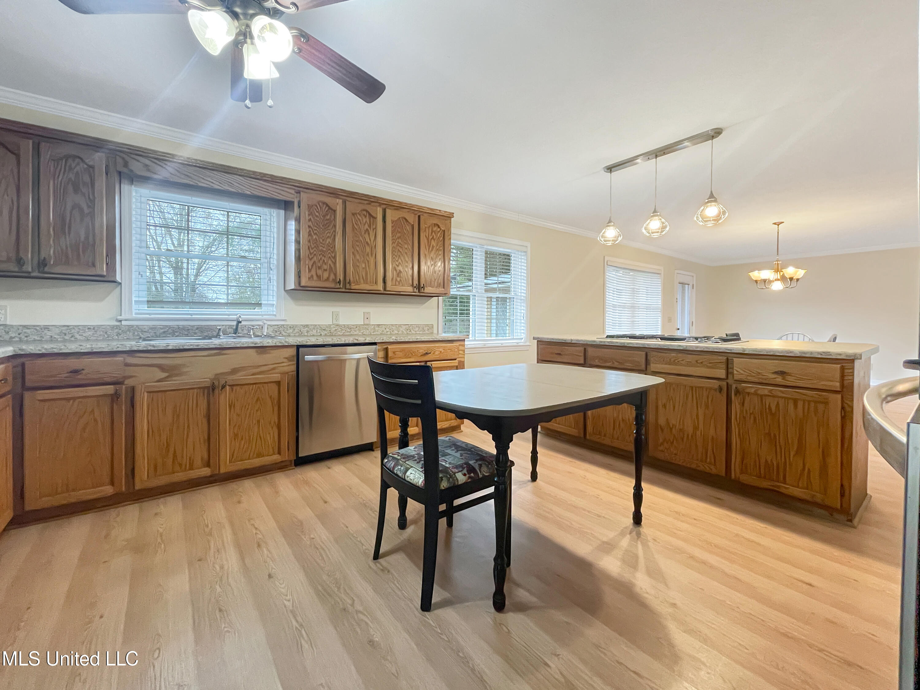 1020 Goodwater Road Northwest Magee, MS 39111 - Photo 8 of 37 a0802b6863323402ec101d72dece4492aa86f7c6