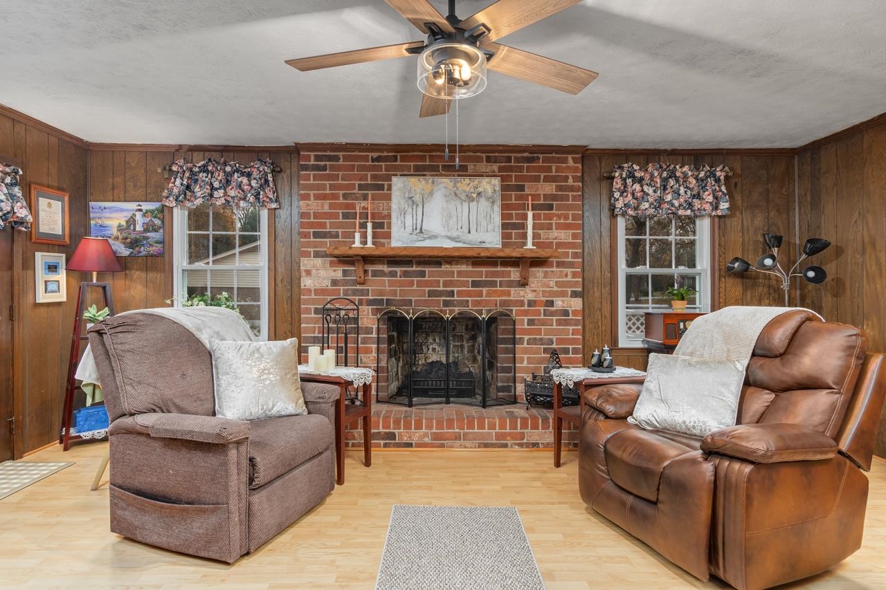 111 Cold Springs Road Greenville, SC 29607 - Photo 29 of 34 Gallery Image 29