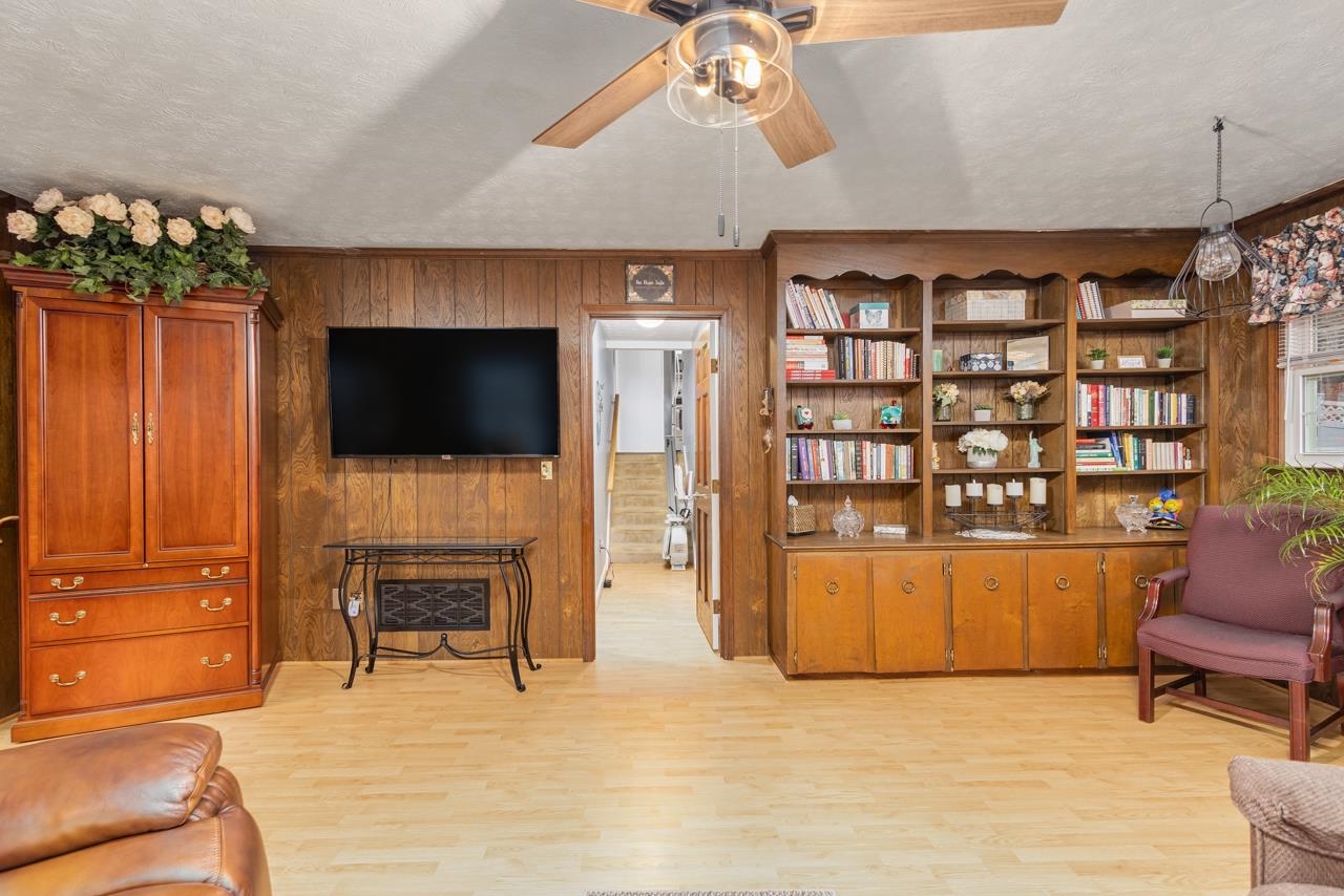 111 Cold Springs Road Greenville, SC 29607 - Photo 32 of 34 Gallery Image 32