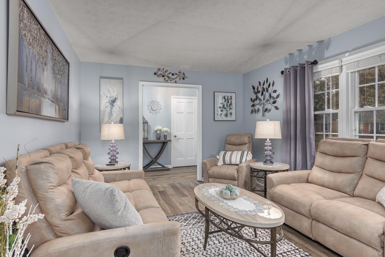111 Cold Springs Road Greenville, SC 29607 - Photo 9 of 34 Gallery Image 9