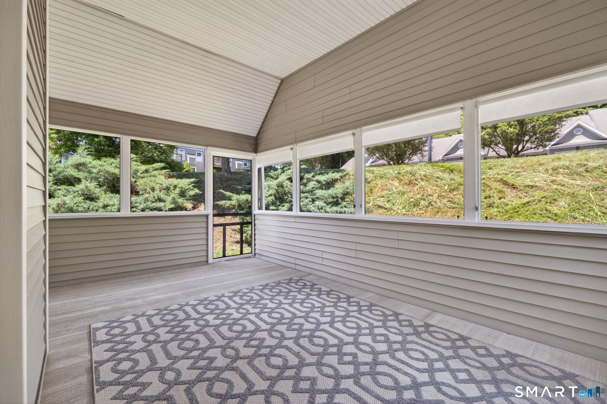128 Louis Hill Road, Unit 128 Newtown, CT 06482 - Photo 32 of 36