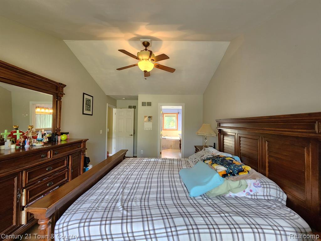 3204 Avalon Road Rochester Hills, MI 48309 - Photo 22 of 35