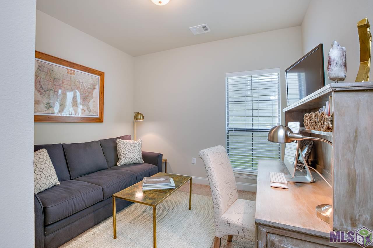 8231 Valencia Court Baton Rouge, LA 70820 - Photo 13 of 18 Additional Bedroom!