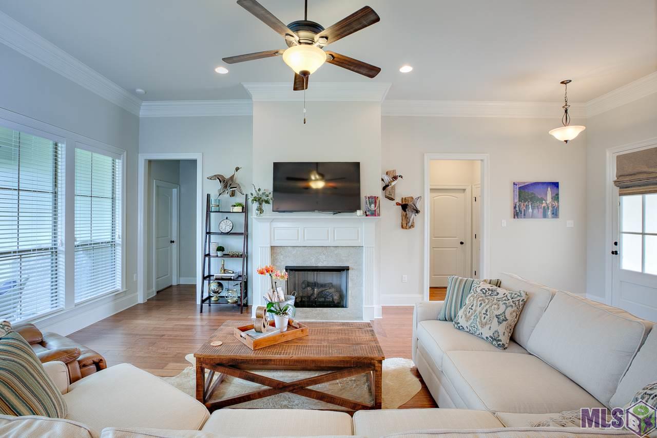 8231 Valencia Court Baton Rouge, LA 70820 - Photo 3 of 18 So Pretty!